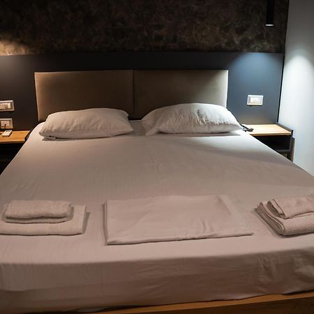 Center Boutique Hotel Tirana Eksteriør billede