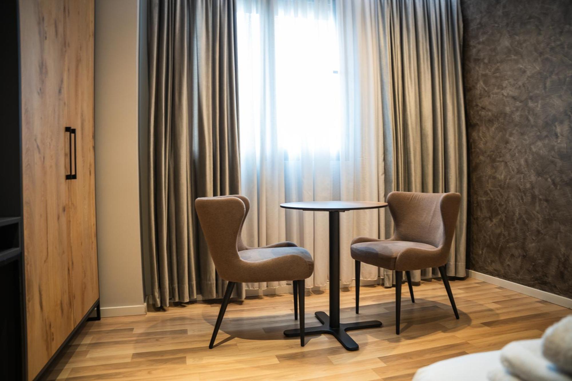Center Boutique Hotel Tirana Eksteriør billede