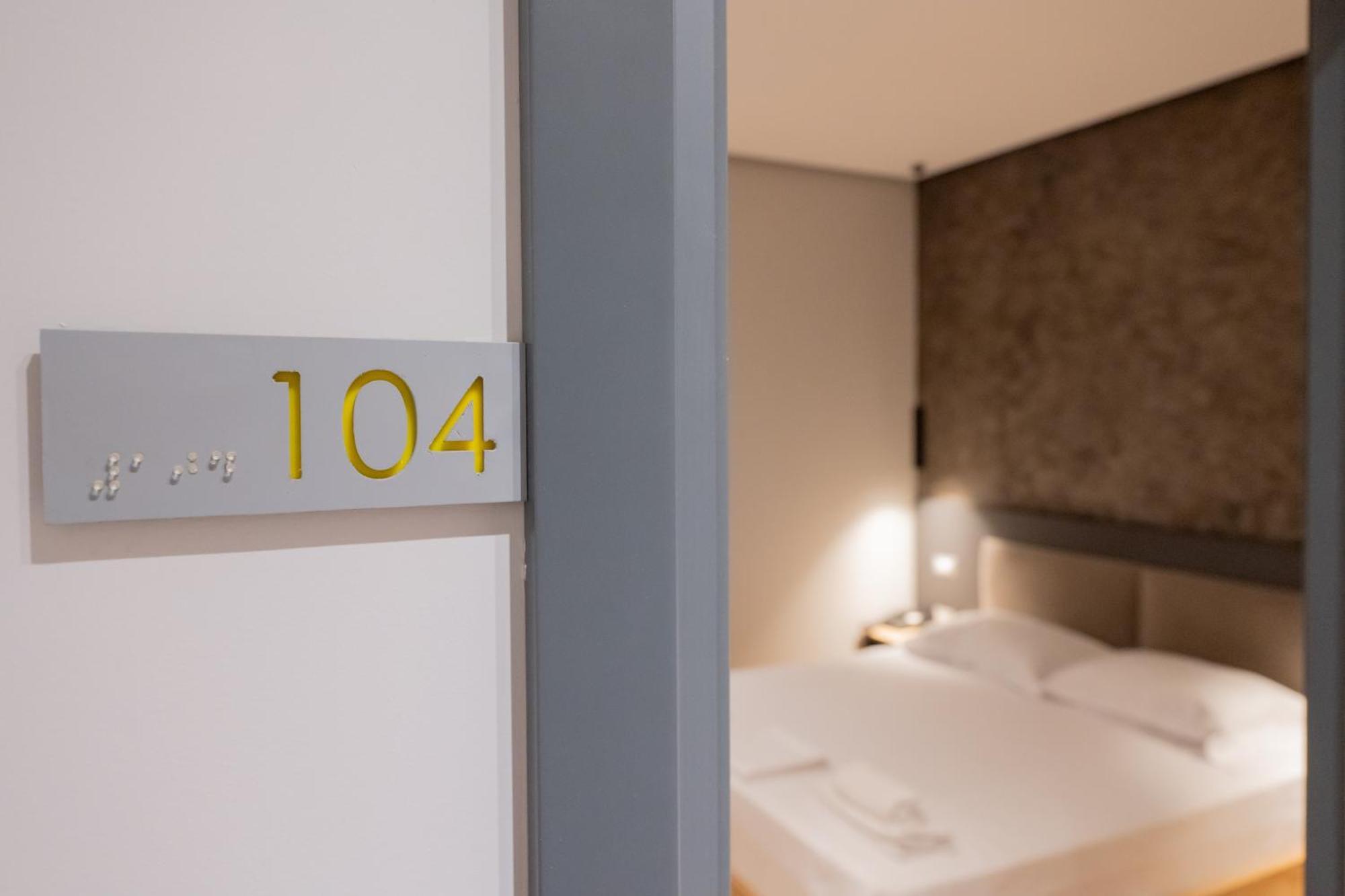 Center Boutique Hotel Tirana Eksteriør billede